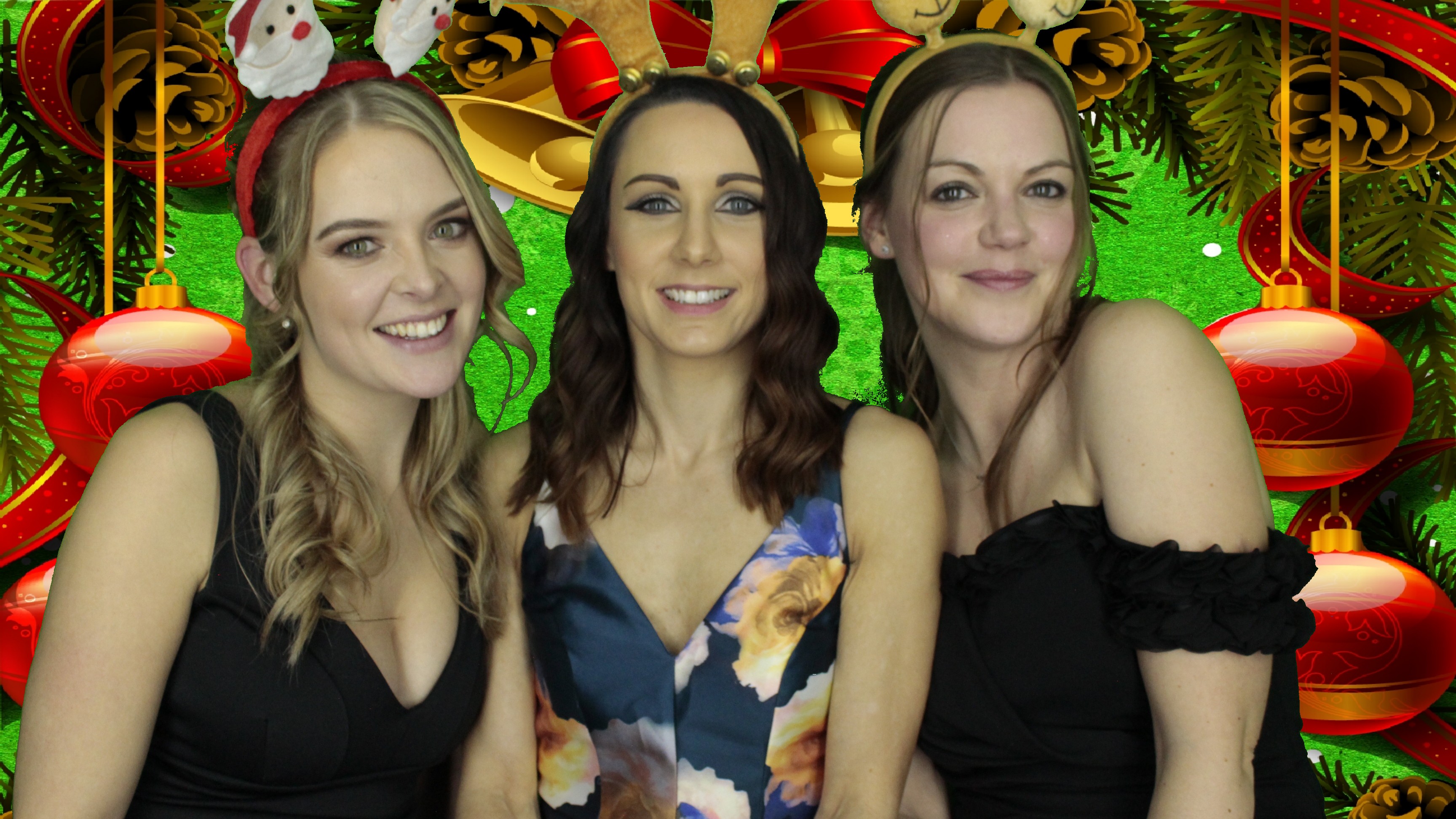 Portsmouth Water Christmas Party | View more photos from the event at gallery.myphotoboothexperience.co.uk/u/MyPhotoBoothExperienceLtd/Portsmouth-Water-Christmas-Party